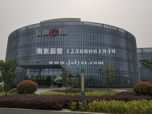苏州东南电梯集团